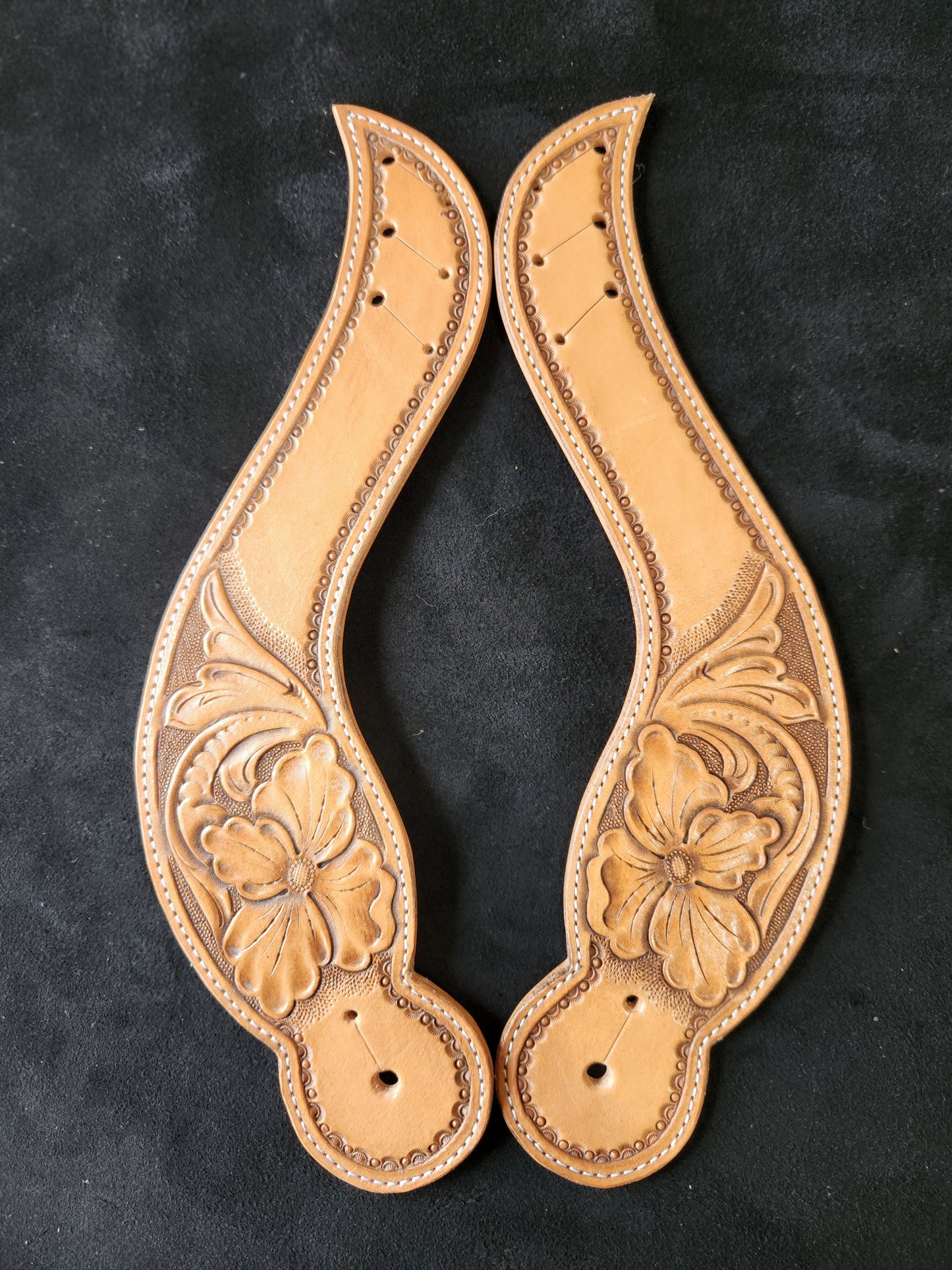 Classic Floral Dovewing Spur Straps