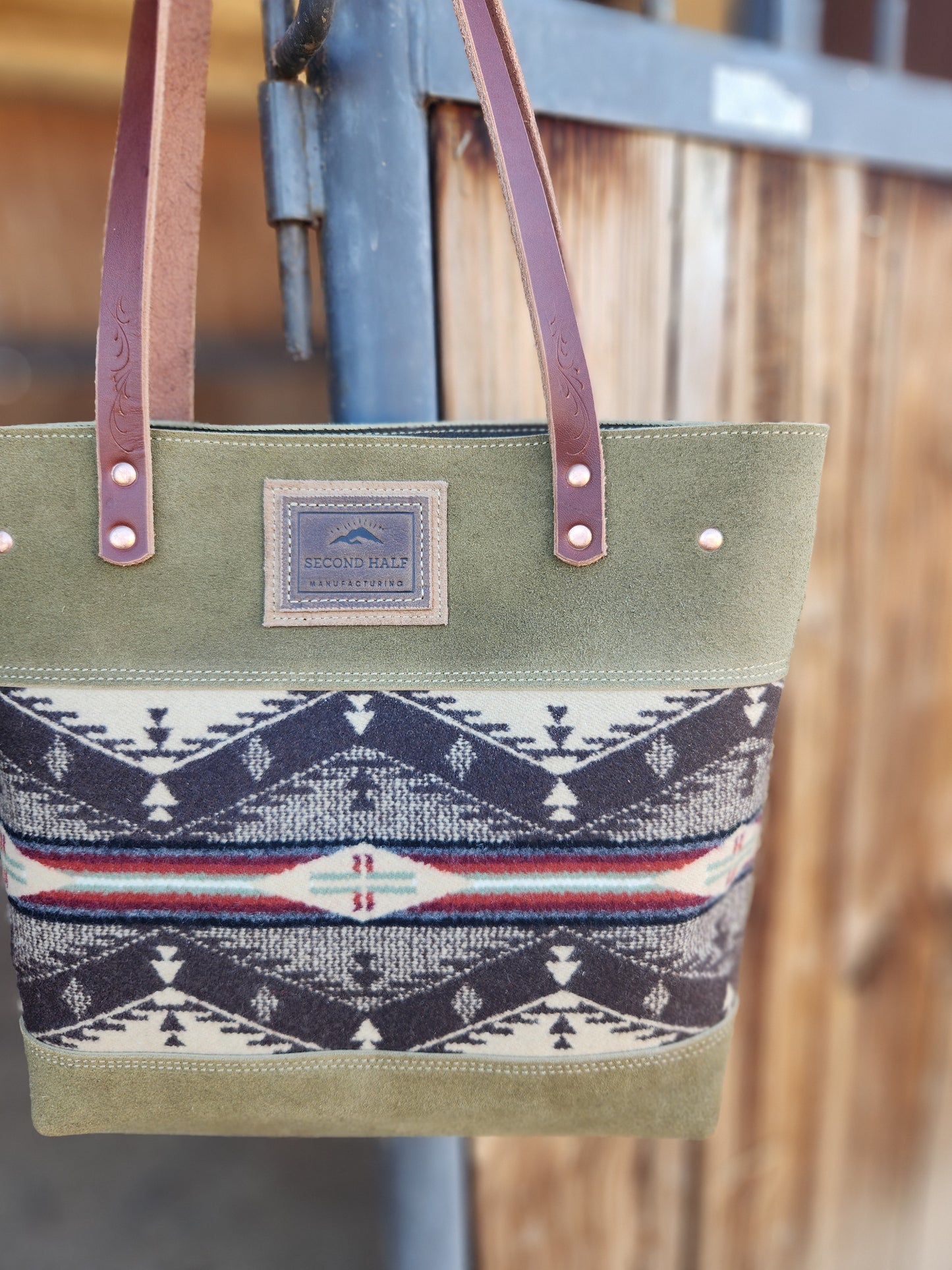 Mackenzie Tote in Roughout Sage