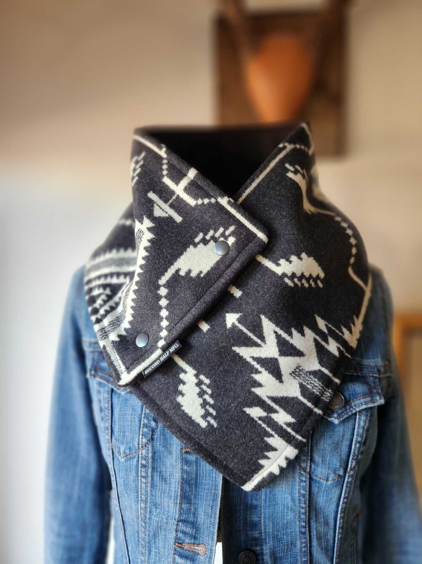 Ranch Cowl in Tsi Mayoh
