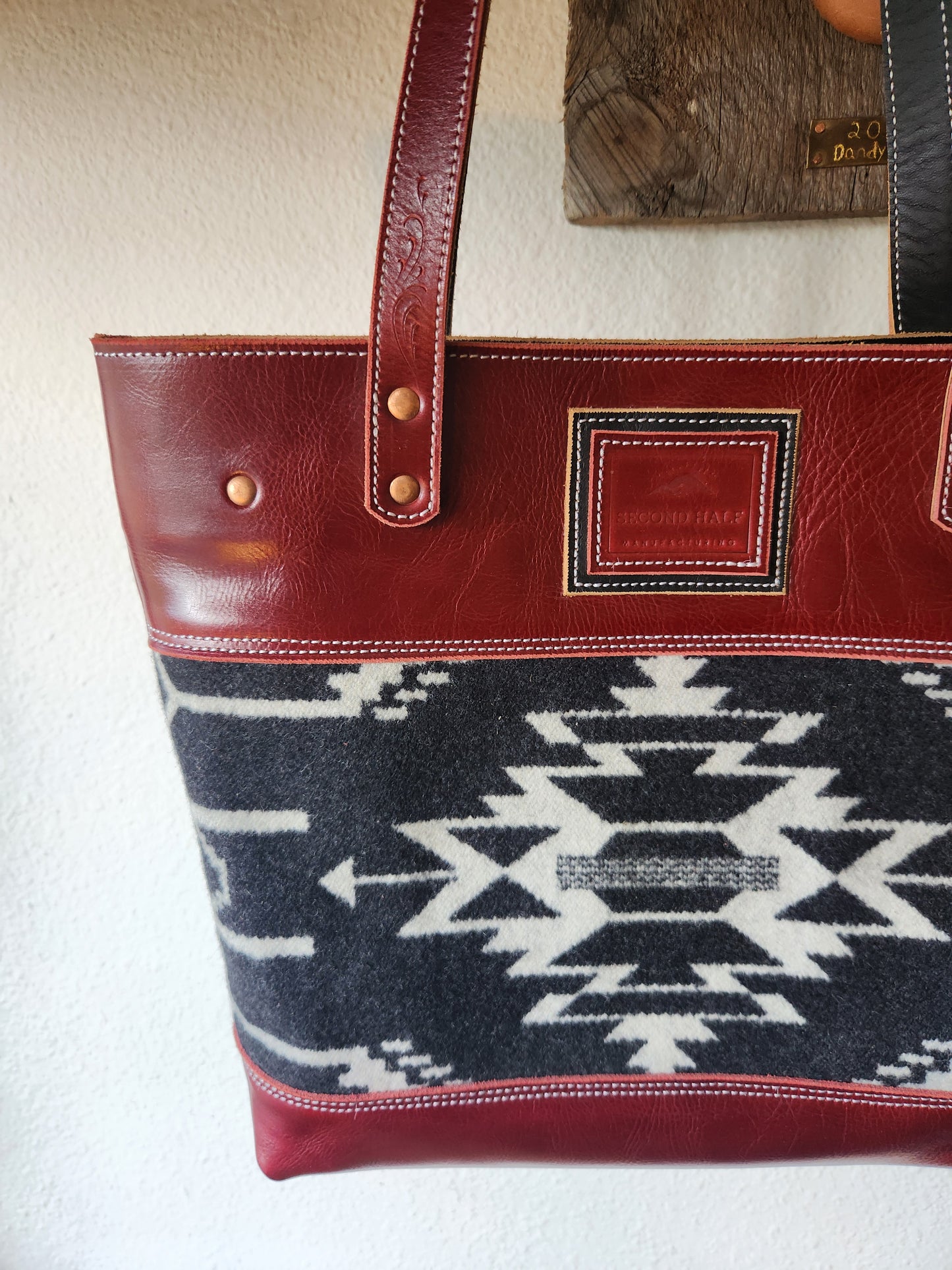 Mackenzie Tote in Tsi Mayhoh