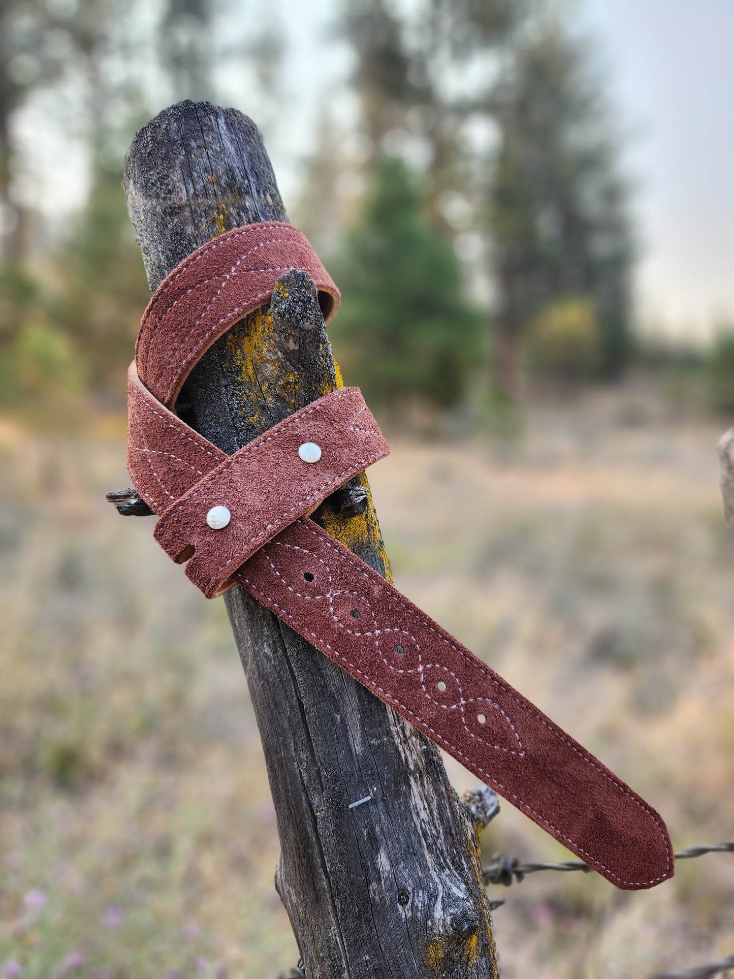 Simplicity Suede Belt