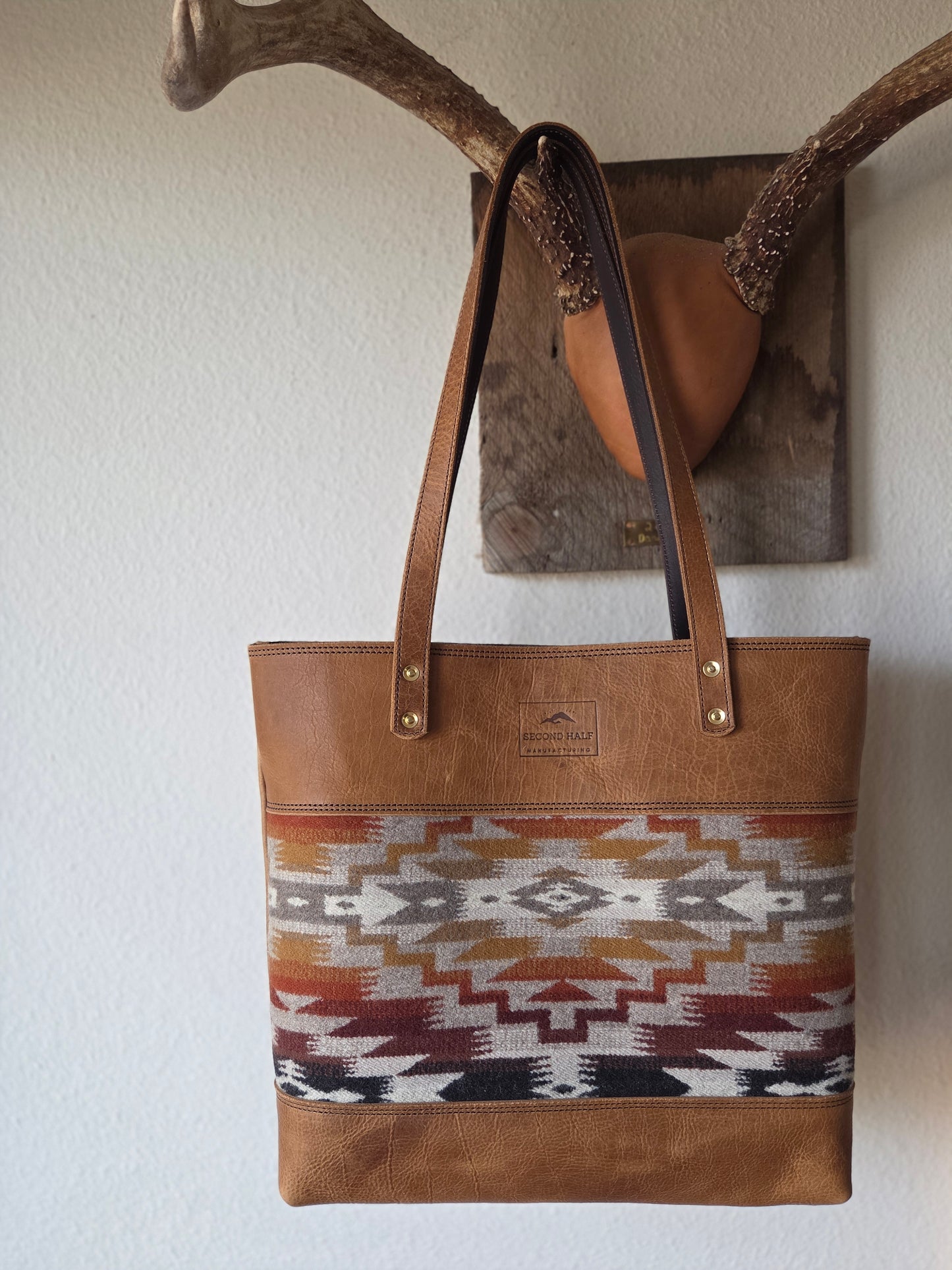 Mackenzie Tote in Mesilla