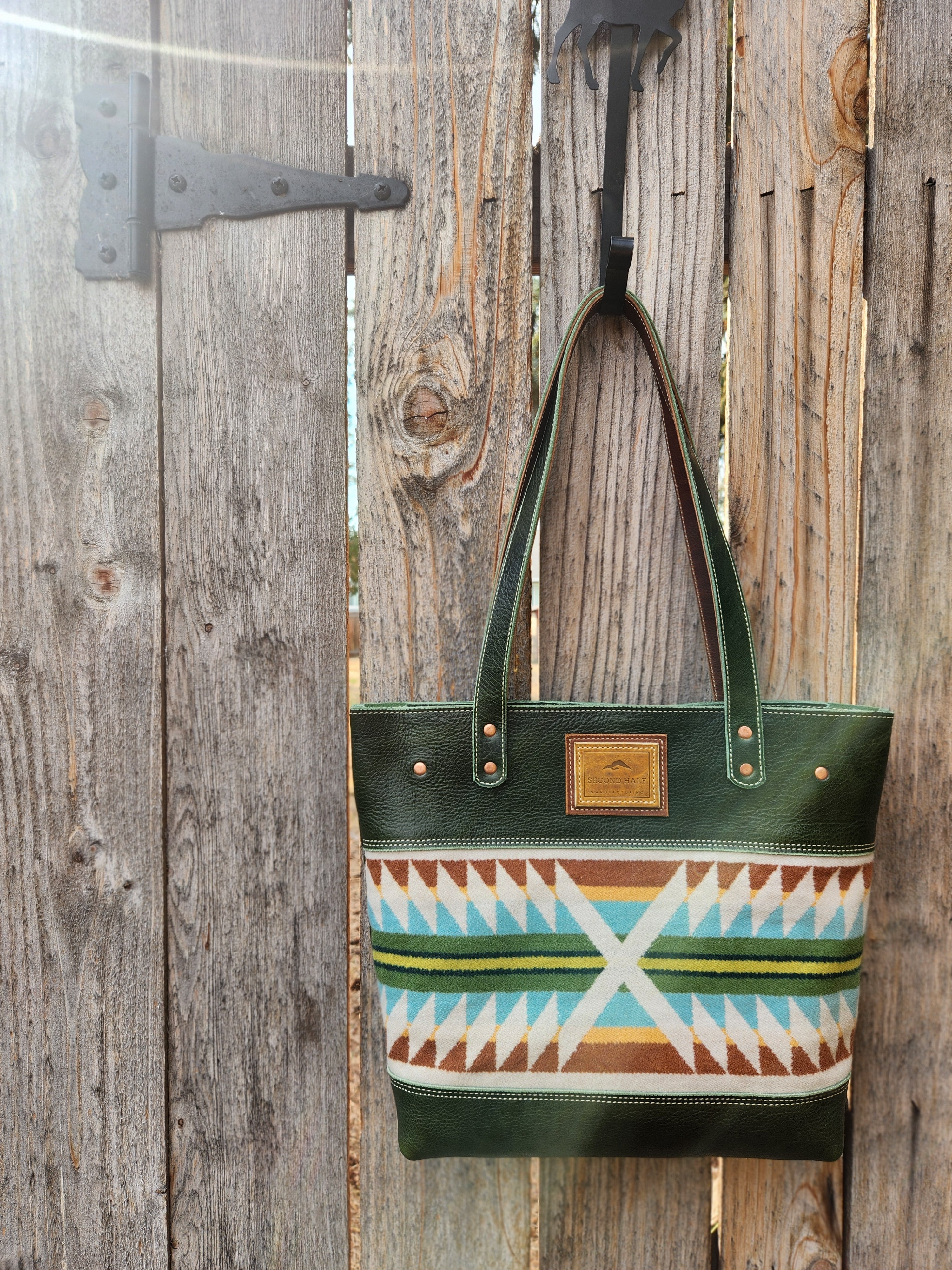 FACADE PATTERN ★ CANVAS SHEPHERD BAG 2 colors Wrangler Southwestern Pattern Dual Sided Print Canvas Wide