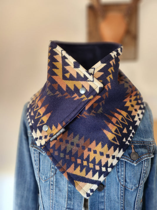 Ranch Cowl in Mission Trails Navy